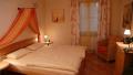 Das Schlafzimmer...(640x360)