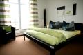 Schlafzimmer 1...(450x300)