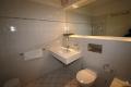 Bad mit gro�em Spiegel , ...(800x533)