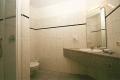 Badezimmer mit Dusche und...(800x533)