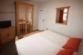 Das Schlafzimmer bietet g...(800x534)